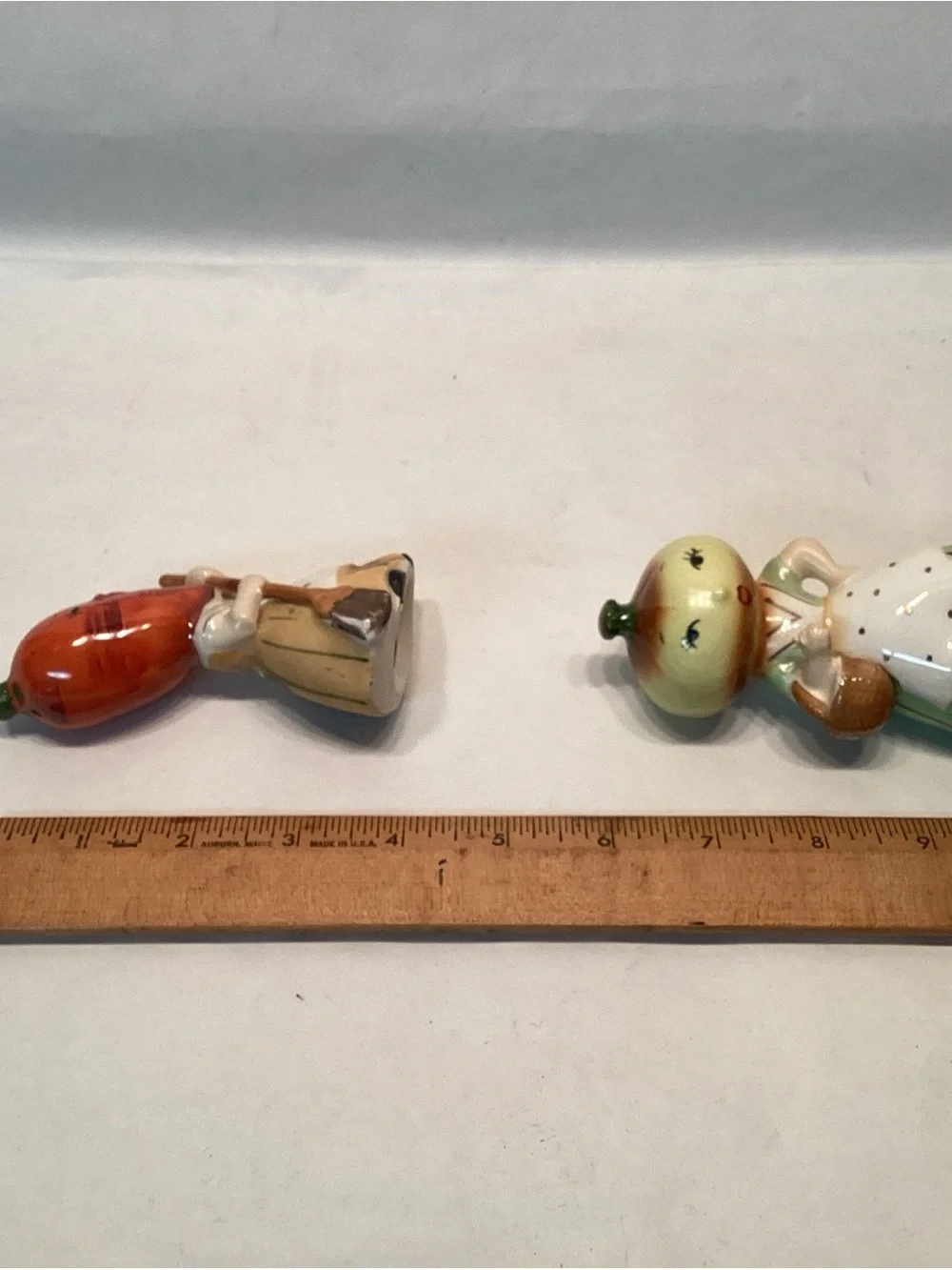 Vintage Anthropomorphic Onion Carrot Salt & Pepper NEW Old Stock Napco Japan 50s